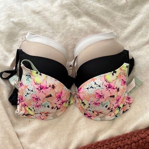 Victoria’s Secret Pink Wear Everywhere Push Up Bra Well Worn